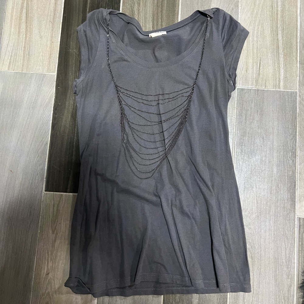 Short Sleeve Tank with chain attached